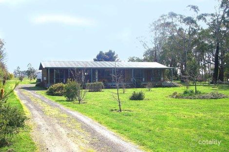 19 Trentham Rd, Tylden, VIC 3444