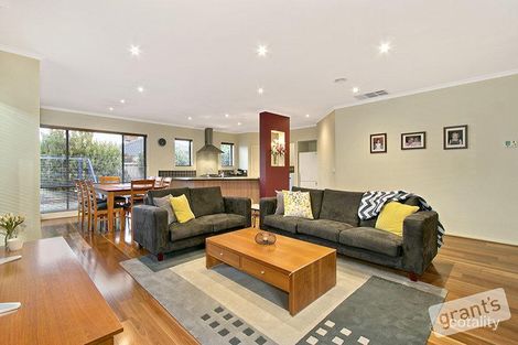 Property photo of 8 Merriwee Grove Narre Warren South VIC 3805