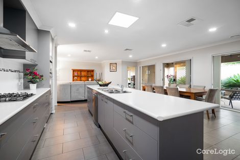 Property photo of 17 Craig Circuit Leneva VIC 3691