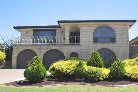 40 Gaylard Cres, Redwood Park, SA 5097