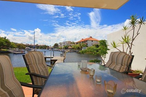 Property photo of 2/39 Madang Crescent Runaway Bay QLD 4216