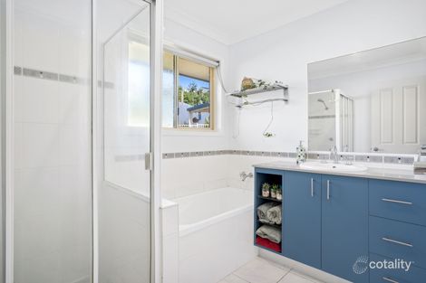 Property photo of 17 Connemara Drive Kawana QLD 4701