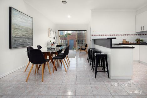 Property photo of 2/5-7 Ballarat Road Footscray VIC 3011