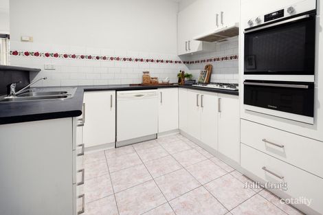 Property photo of 2/5-7 Ballarat Road Footscray VIC 3011