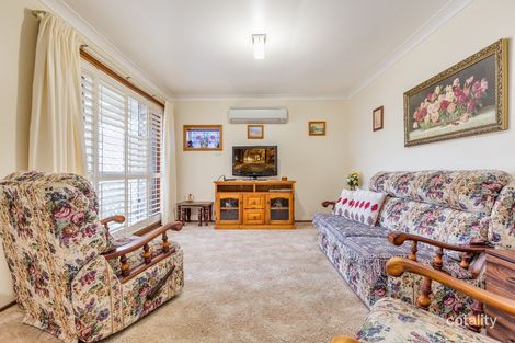 Property photo of 4 Burbank Close Tarro NSW 2322