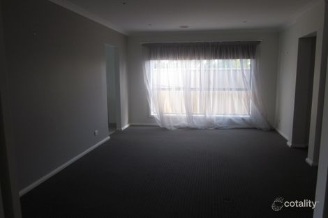 Property photo of 20 Villella Drive Pakenham VIC 3810
