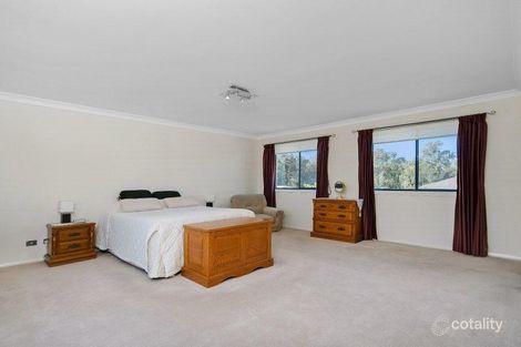 Property photo of 53 Rondanella Drive Kanahooka NSW 2530
