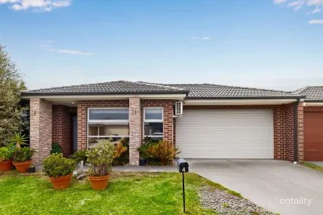 4 Just Joey Dr, Beaconsfield, VIC 3807