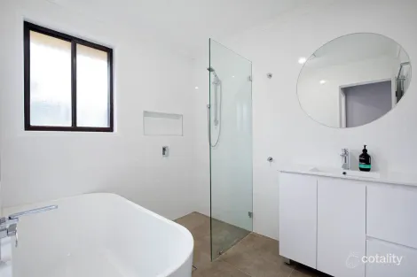 Property photo of 4 Kay Close Jamisontown NSW 2750
