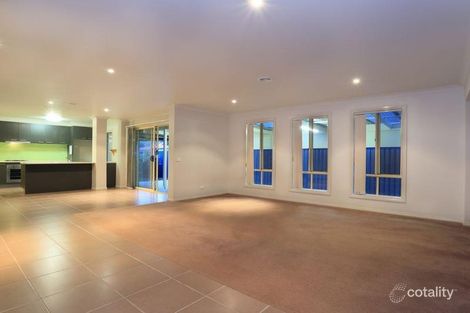 Property photo of 6 Stringy Bark Circuit Pakenham VIC 3810