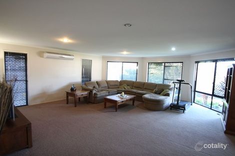 Property photo of 7 Skipton Circuit Kallangur QLD 4503