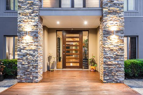 Property photo of 11 Stonyfell Place Forest Lake QLD 4078