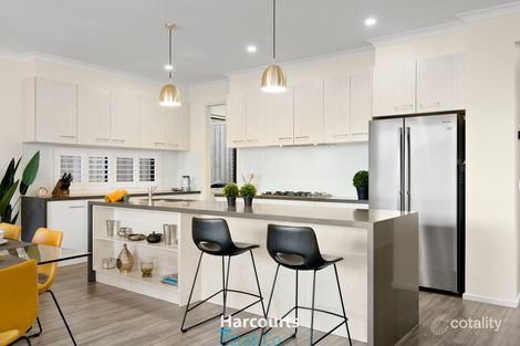 Property photo of 16 Mercury Circuit South Morang VIC 3752