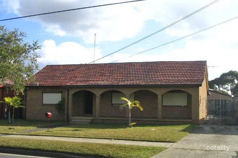 172 Roberts Rd, Greenacre, NSW 2190