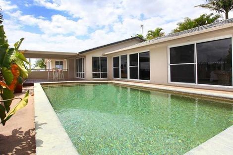 Property photo of 18 Jondique Avenue Merrimac QLD 4226
