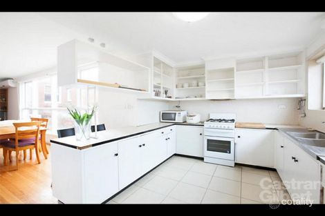 Property photo of 490A Centre Road Bentleigh VIC 3204