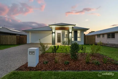 14 Hazelwood St, Wondunna, QLD 4655
