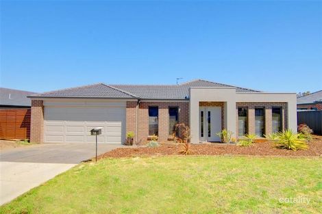 15 Cartledge Ave, Mount Clear, VIC 3350