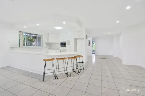 Property photo of 17 Gapparis Street Kin Kora QLD 4680
