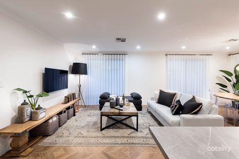 447 Macadamia Loop, Piara Waters, WA 6112