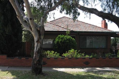 2 Ivanhoe Ave, St Albans, VIC 3021