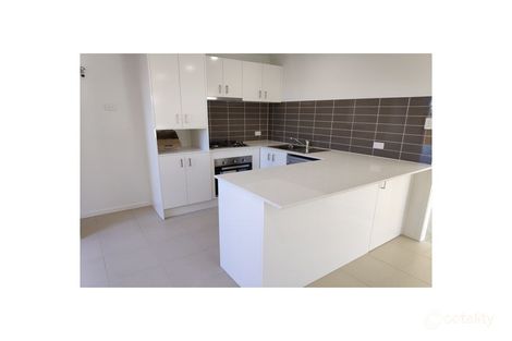 Property photo of 2 Short Street Boronia Heights QLD 4124