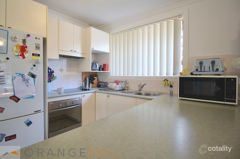 Property photo of 1/12 Wisteria Place Orange NSW 2800
