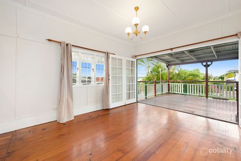 Property photo of 4 Saint Leonards Street Coorparoo QLD 4151