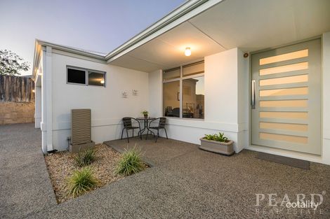 Property photo of 9 Badminton Cross The Vines WA 6069