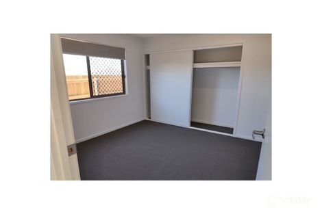 Property photo of 2 Short Street Boronia Heights QLD 4124