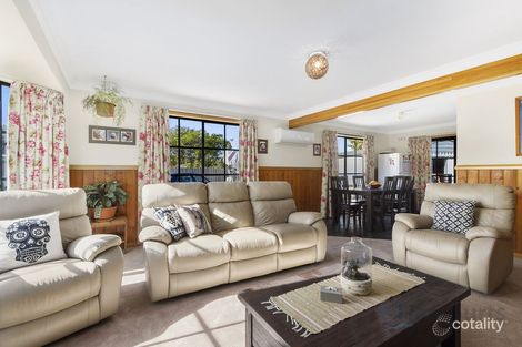 Property photo of 11 Wandanea Place Margate TAS 7054