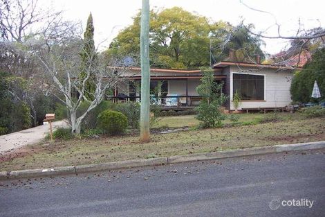 4 Cottesloe St, East Toowoomba, QLD 4350