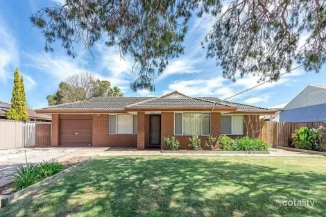 Property photo of 16 Redtingle Road Camillo WA 6111