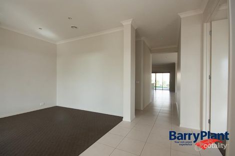 Property photo of 12 Tyrell Place Berwick VIC 3806