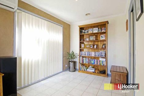 Property photo of 5 Doutney Place Dunlop ACT 2615