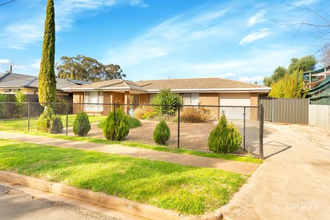 Property photo of 4 Hodge Road Para Hills SA 5096