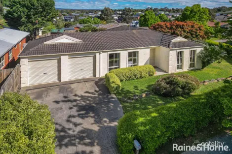 6 Hilltop Way, Gisborne, VIC 3437