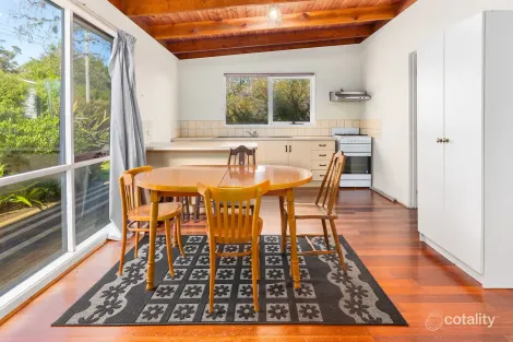 Property photo of 12 Glenone Avenue Dromana VIC 3936