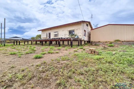 27-29 Hilton Rd, Soldiers Hill, QLD 4825