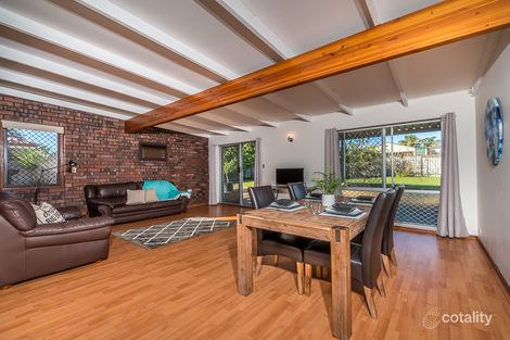 19 Hudson Ave, Girrawheen, WA 6064