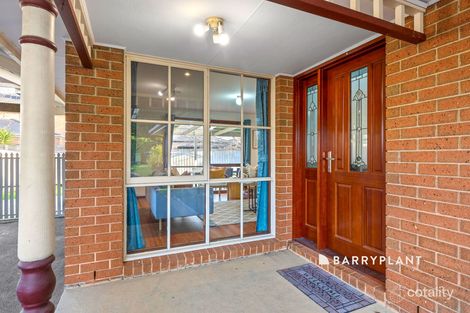 Property photo of 25 Cottswold Avenue Narre Warren VIC 3805