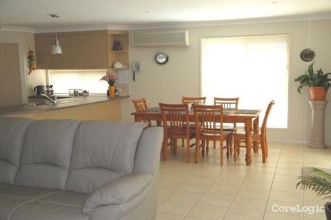 Property photo of 10 Saffron Place Seventeen Mile Rocks QLD 4073