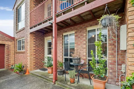 Property photo of 5 Warrambine Drive Canadian VIC 3350