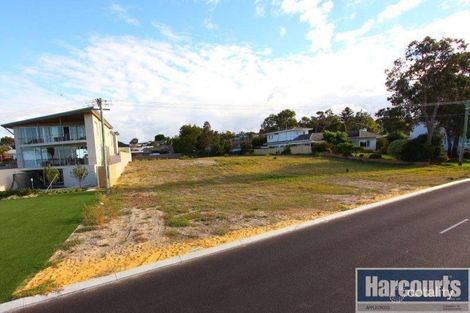 Property photo of 82 Burke Drive Attadale WA 6156
