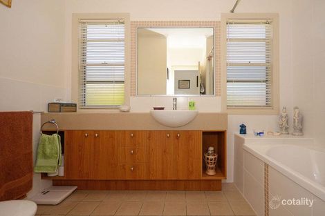 Property photo of 6/230 Pulgul Street Urangan QLD 4655
