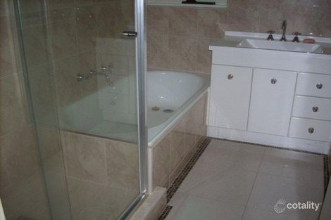 Property photo of 2/738 Centre Road Bentleigh East VIC 3165