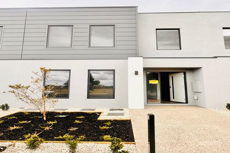 28 Arklay Rd, Thornhill Park, VIC 3335