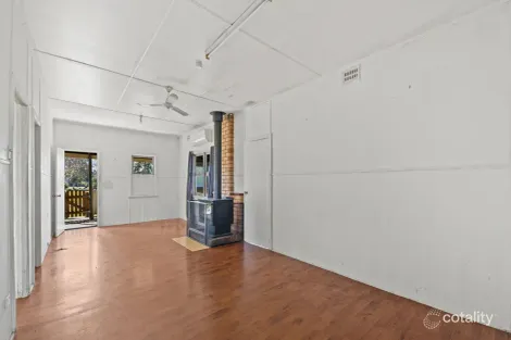 Property photo of 16 Black Swan Drive Coutts Crossing NSW 2460