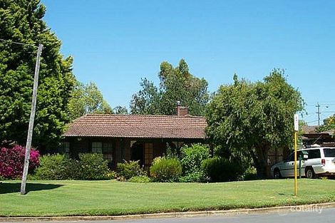 5 Abingdon St, Morley, WA 6062