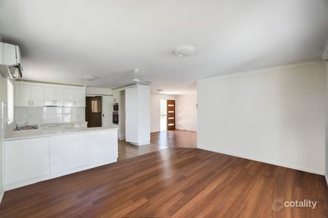 28 Moore St, Elliott Heads, QLD 4670